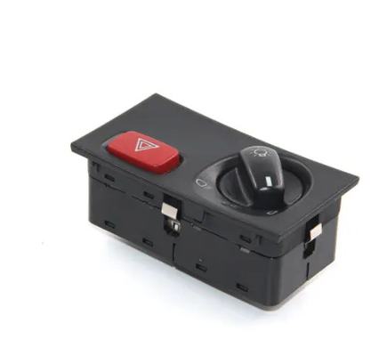 SCA 트럭 OEM 1900317 2252076 1540673을위한 헤드 라이트 스위치