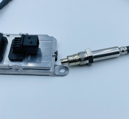 현대 트럭 Oem 29650-84300 5wk97303을 위한 질소 산화물 산화 질소 센서 24v