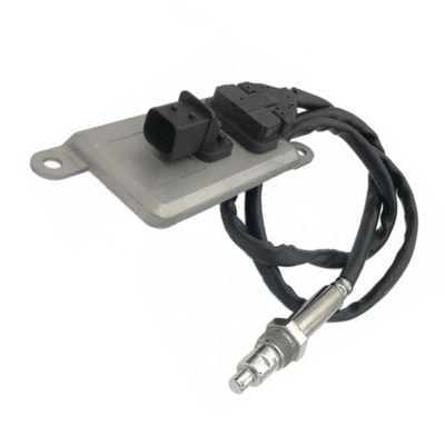 OEM 2296801 5WK96695C 유로 트럭의 질소 산화물 노크스 센서